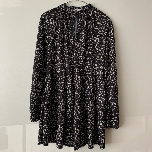 Pull&Bear Floral Printed Smock Dress in Multi - Picture 3 of 6